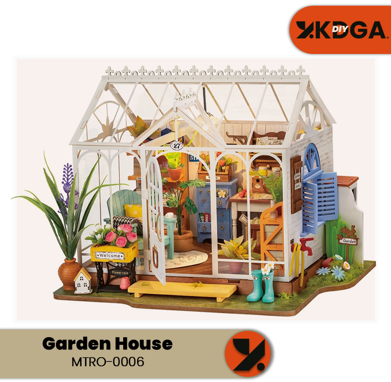 European-style Dreamy Wooden Garden House