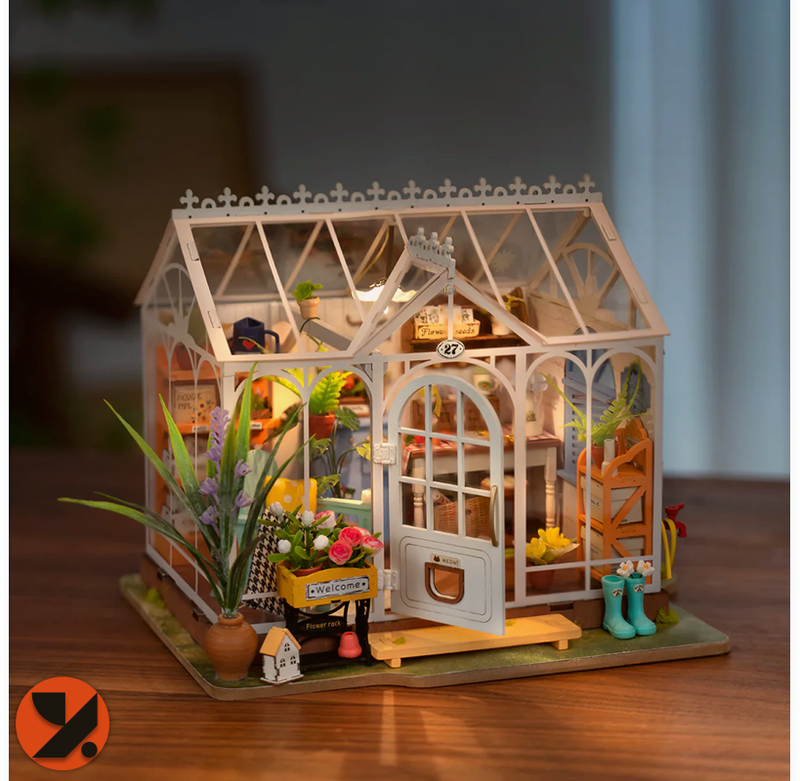 European-style Dreamy Wooden Garden House