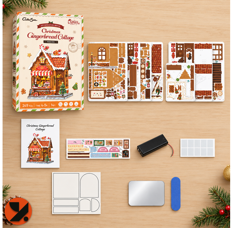 Christmas Gingerbread Cottage